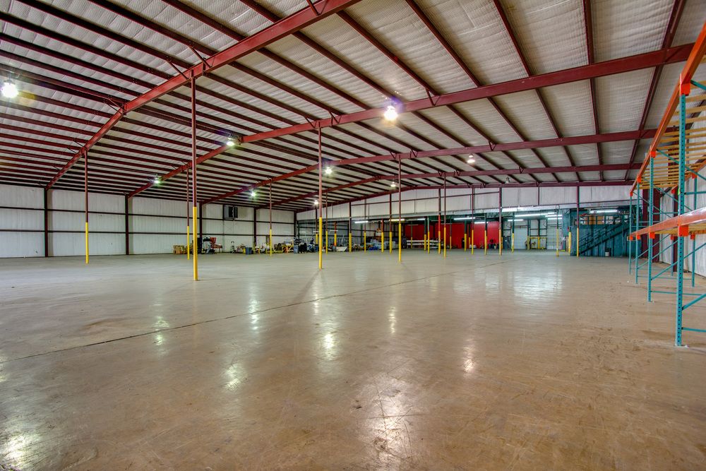 Industrial For Sale: 5655 S Interstate 35, New Braunfels, TX 78132